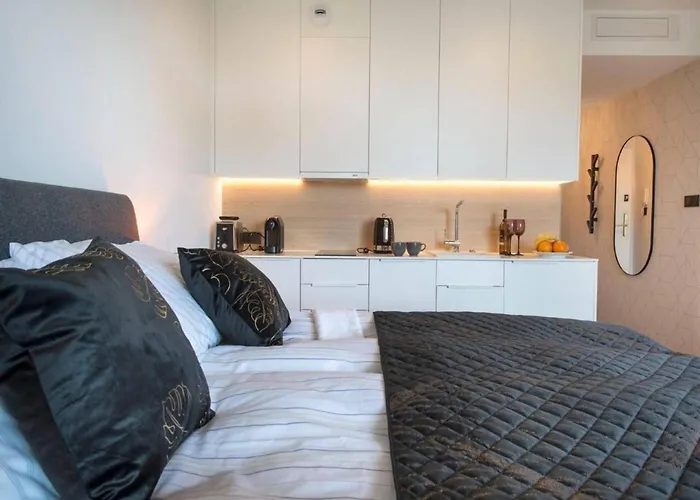 A Comfortable For 2 People In Appartement Pobierowo